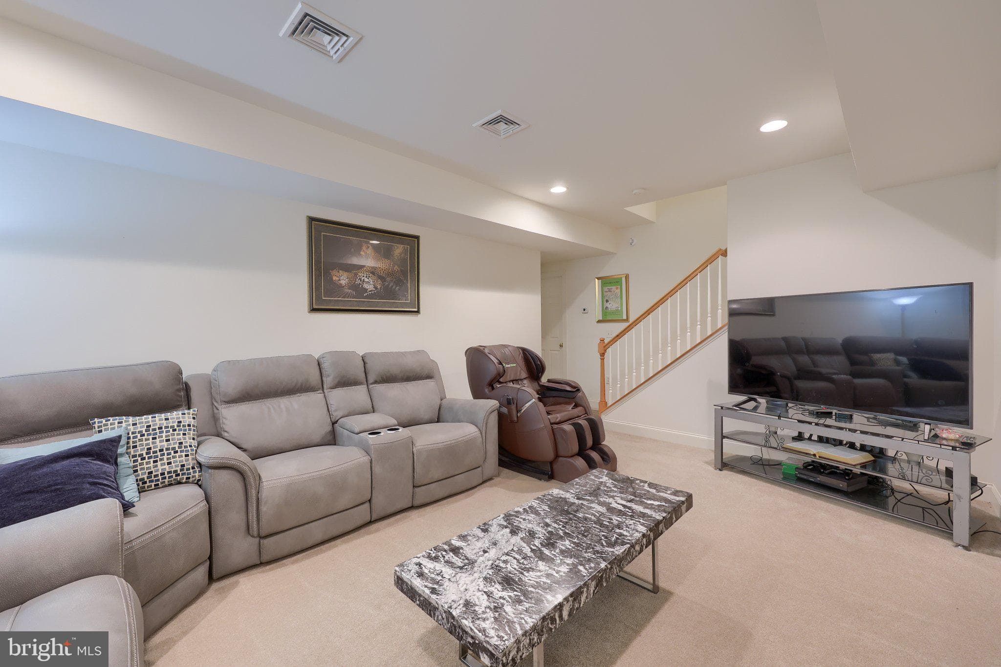 Home for sale at 139 Maribel Lane 25B, York, Pennsylvania 17403, photo 21 of 62