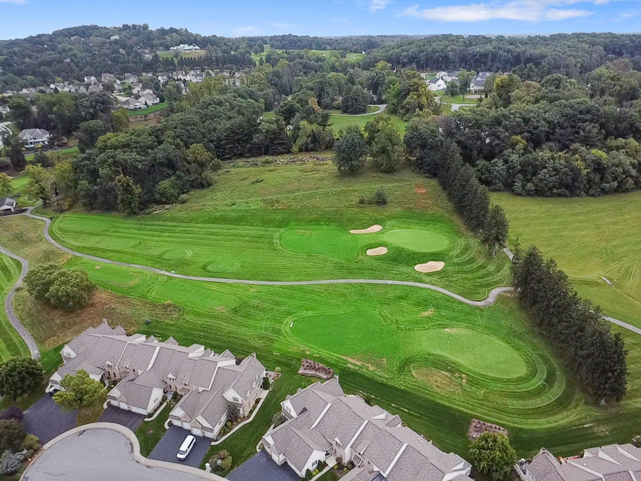 Home for sale at 1010 Crest Way 103, York, Pennsylvania 17403, photo 46 of 49