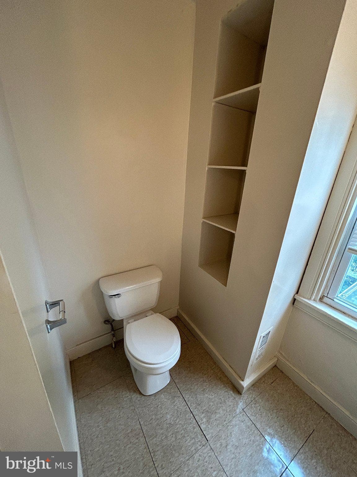 Home for sale at 140 Penn Street, York, Pennsylvania 17401, photo 17 of 21